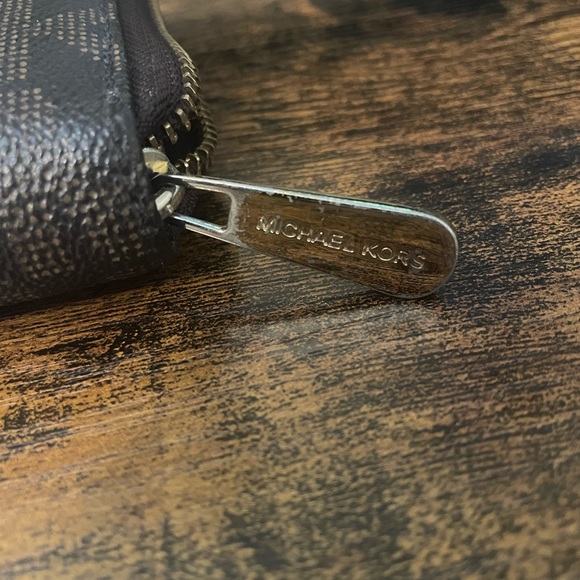 MK Wallet - Picture 2 of 7